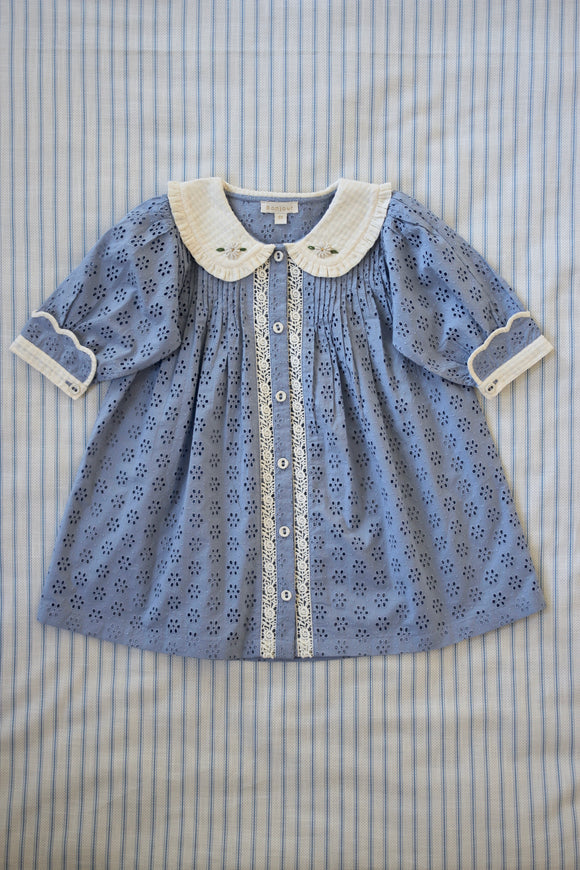 Madeleine Tunique blue broderie anglaise
