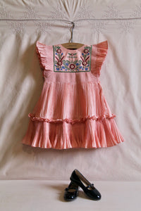 Dress pleated nude taffetas