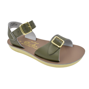 Surfer sandals deals