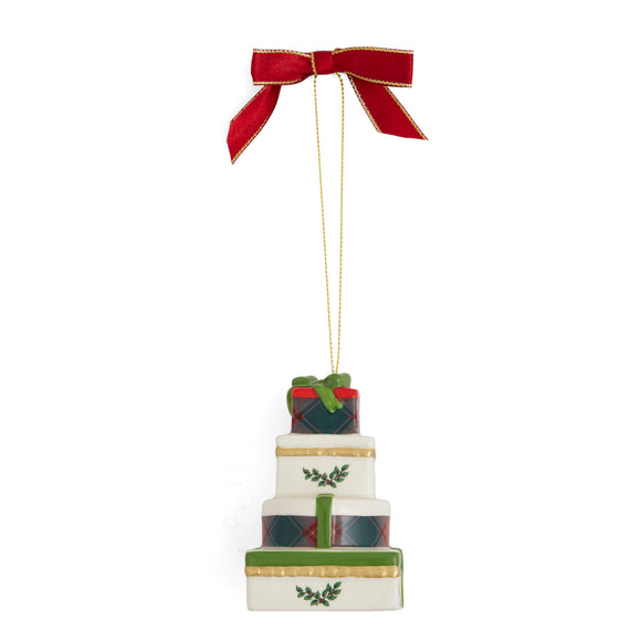 Stacking gifts ornament